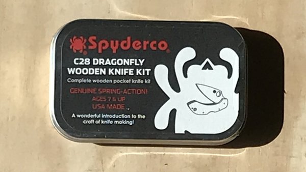 Dragonfly C28 Wooden Knife Kit Spyderco